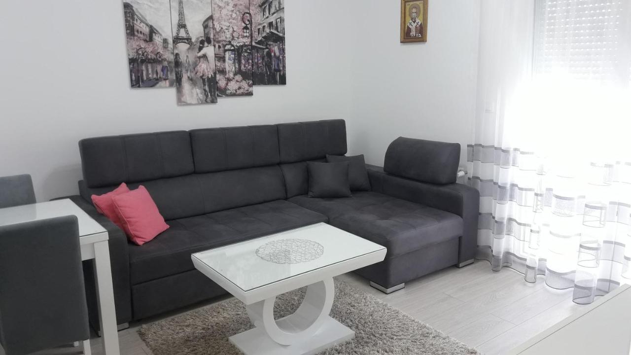 Renome Apartmani Banja Koviljaca Luaran gambar
